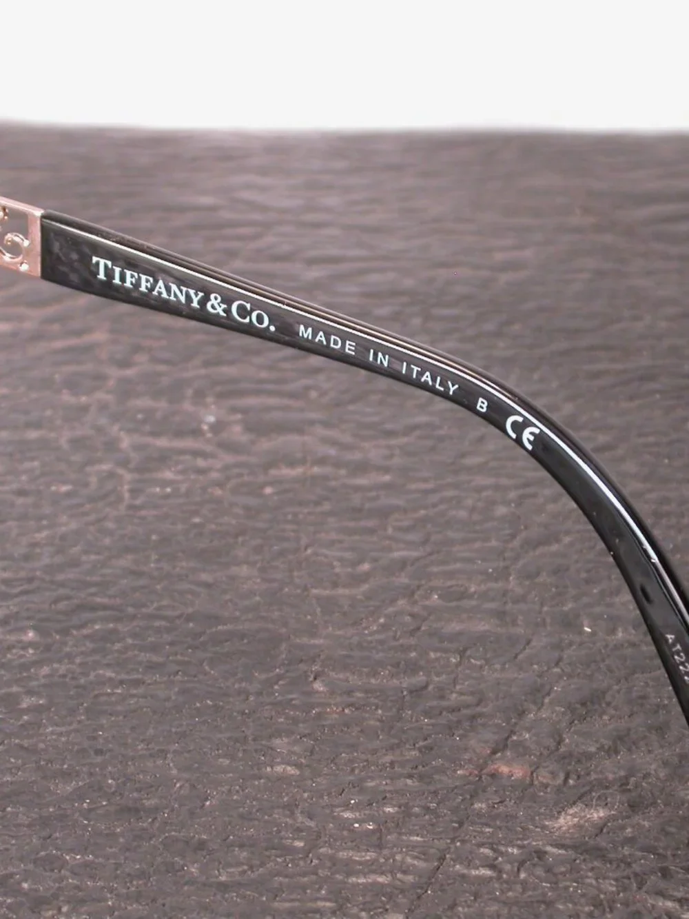 Tiffany & Co. up auction